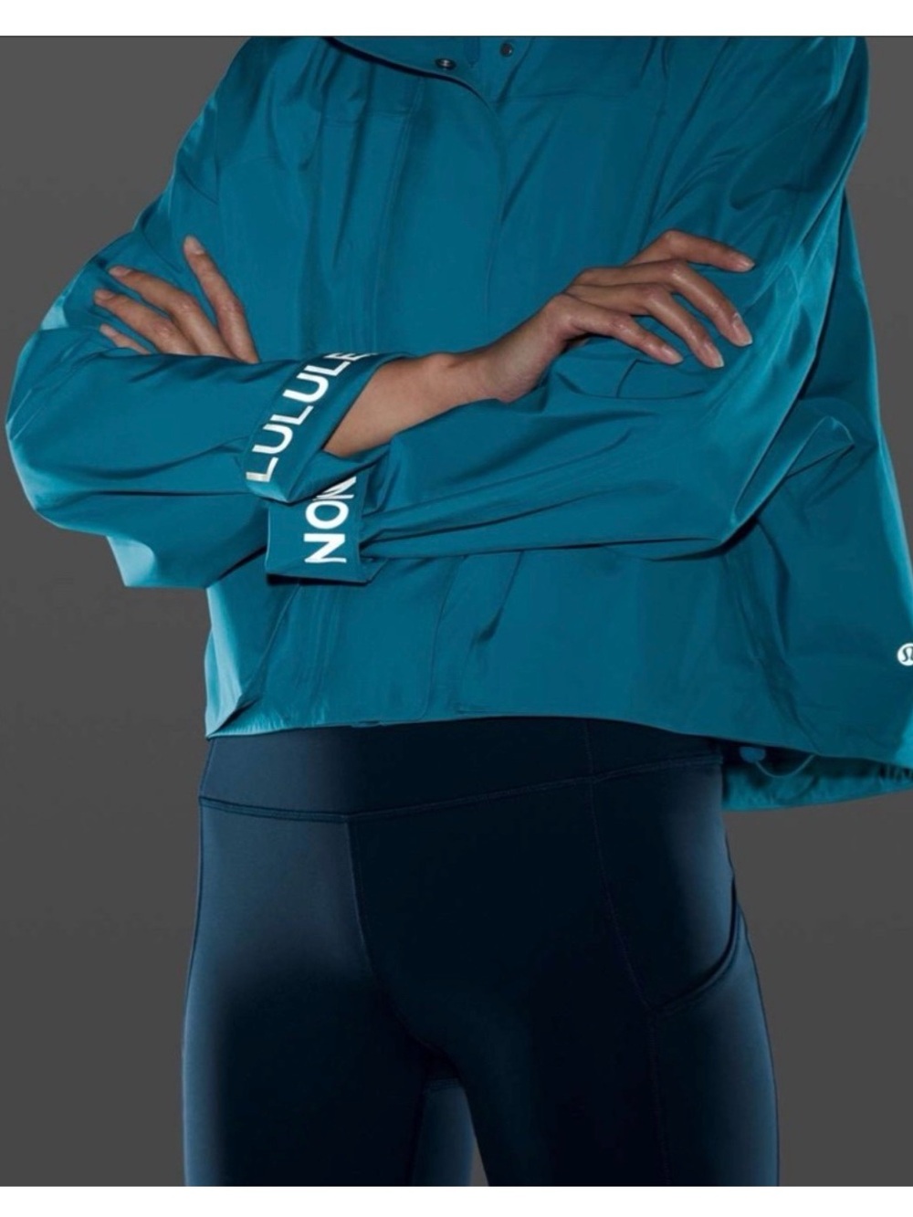 Hawaiian Blue Lululemon Rain Chaser